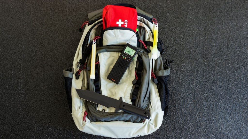 Bug out emergency bag