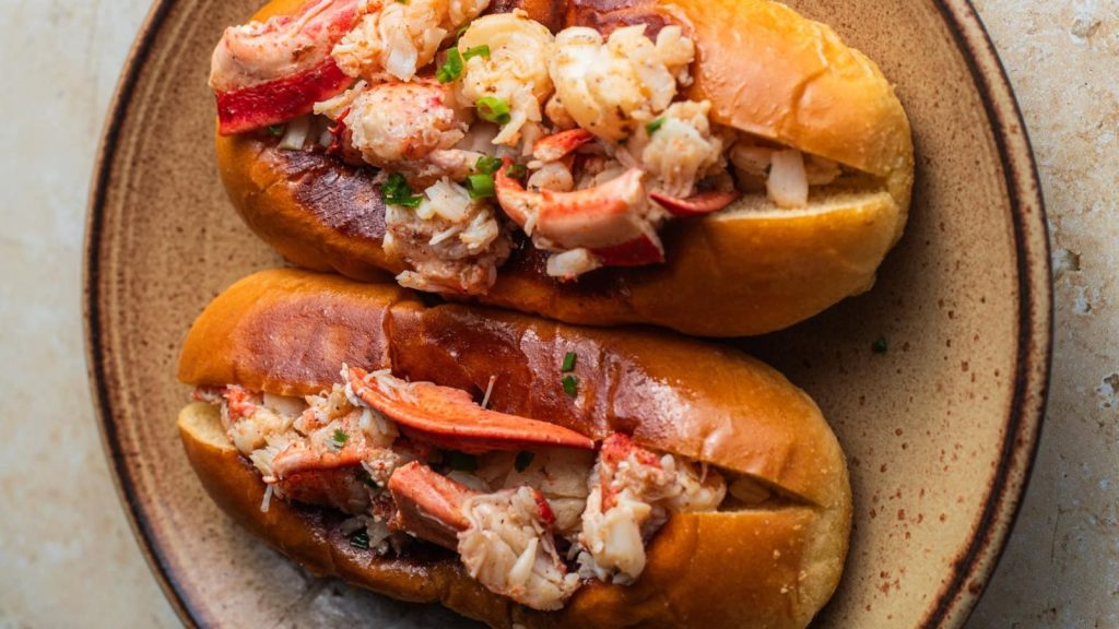Connecticut Lobster Roll