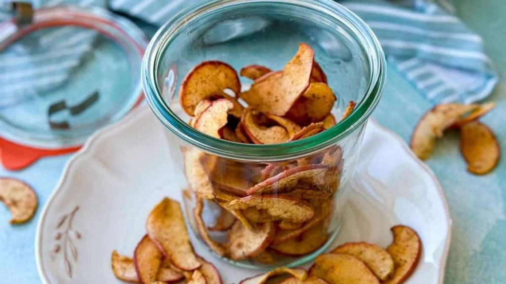 Oven-Dried Apple Chips