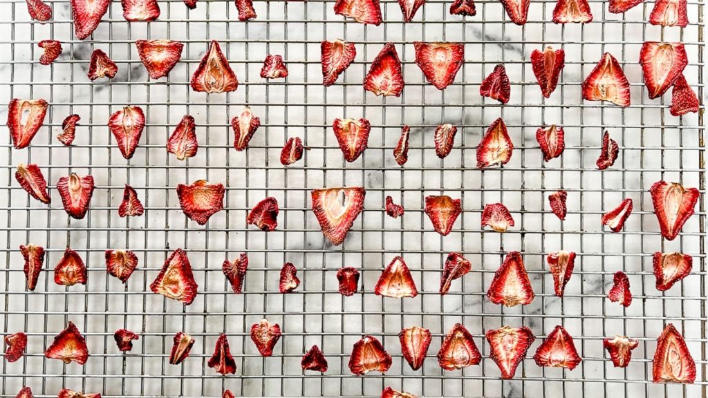 dehydrated strawberries